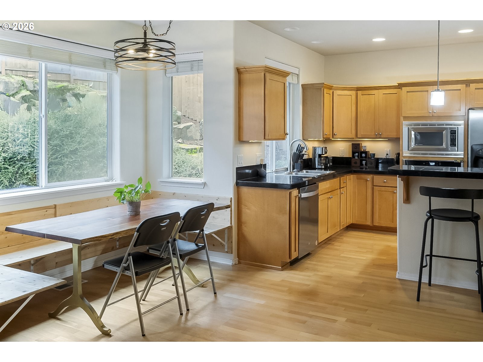 12255 Southwest Aspen Ridge Drive Portland, OR 97224 - Photo 8 of 31 Kitchen/Dining Room