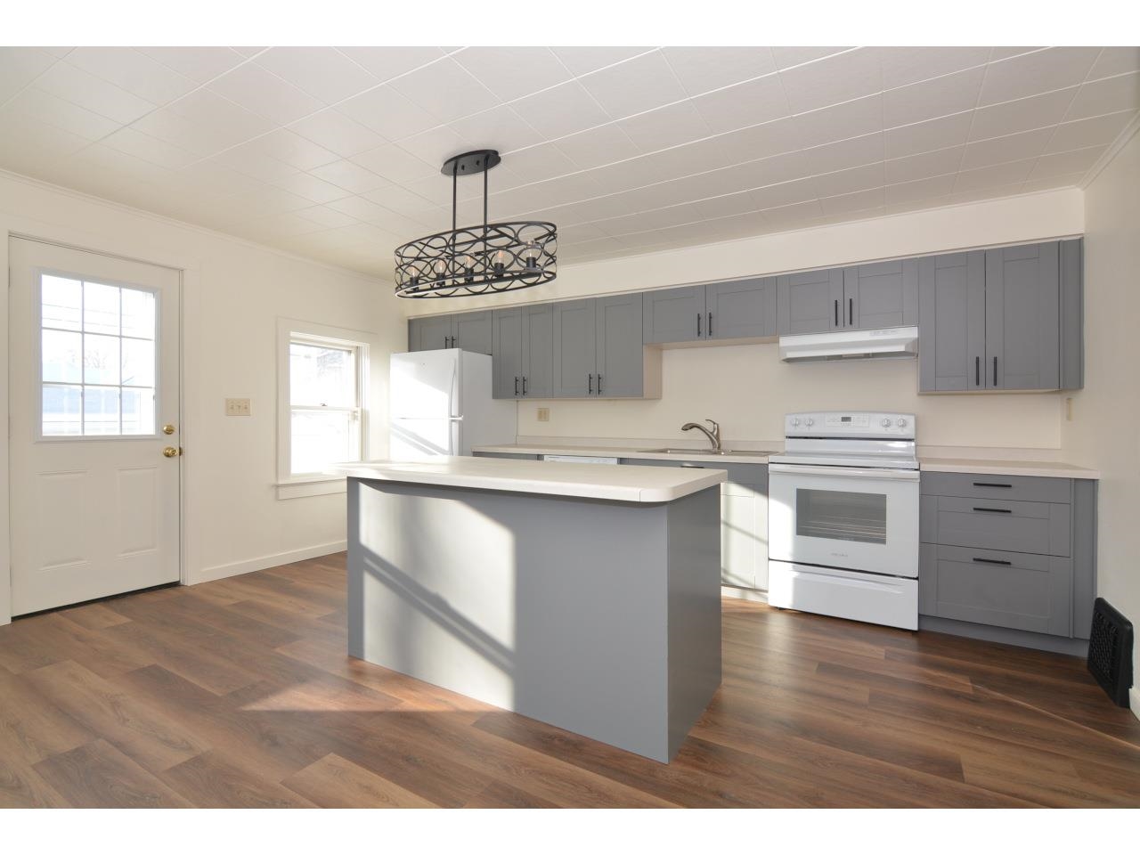 710 West Conant Street Portage, WI 53901 - Photo 11 of 20