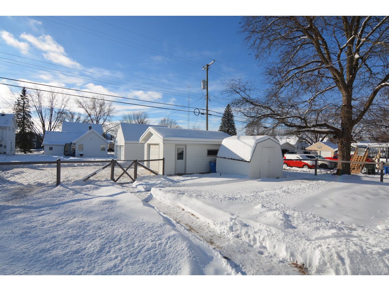 710 West Conant Street Portage, WI 53901 - Photo 2 of 20