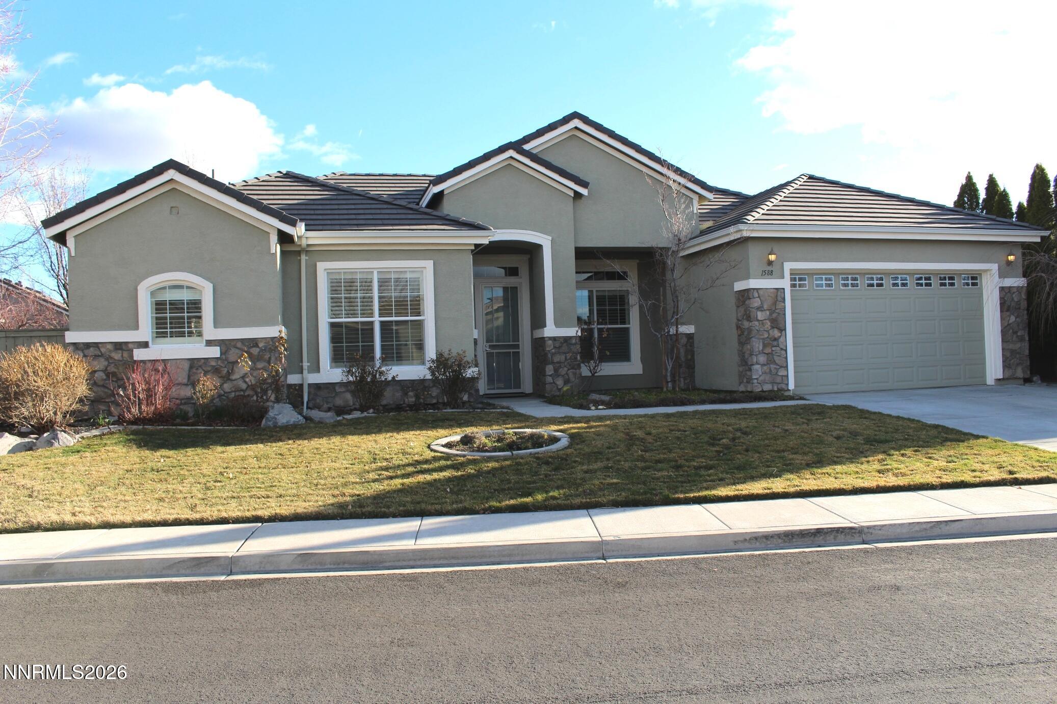 1588 Gemtown Court Reno, NV 89521 - Photo 3 of 49 IMG_1005