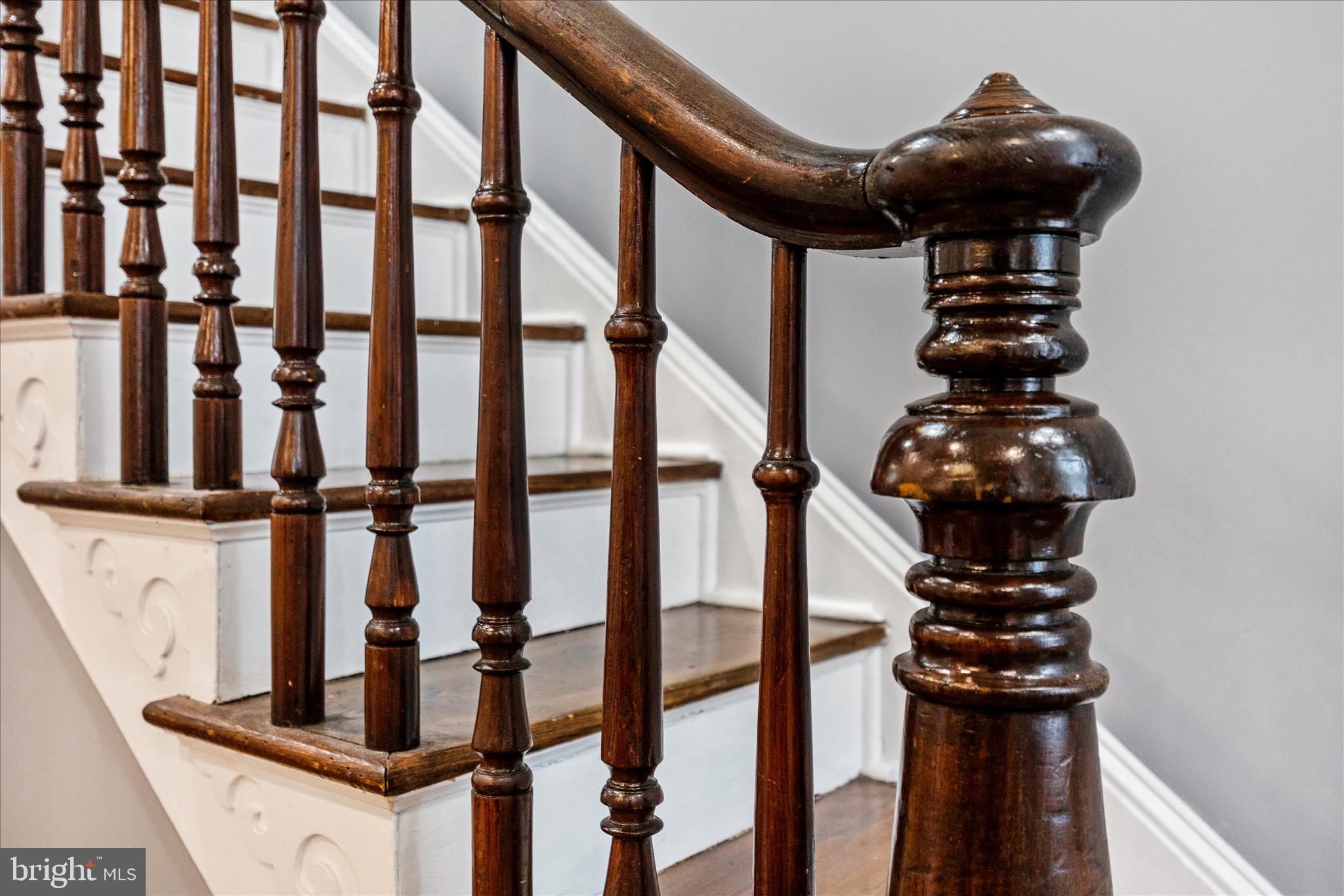 16 East 5th Street Frederick, MD 21701 - Photo 6 of 39 Original Victorian style newel post