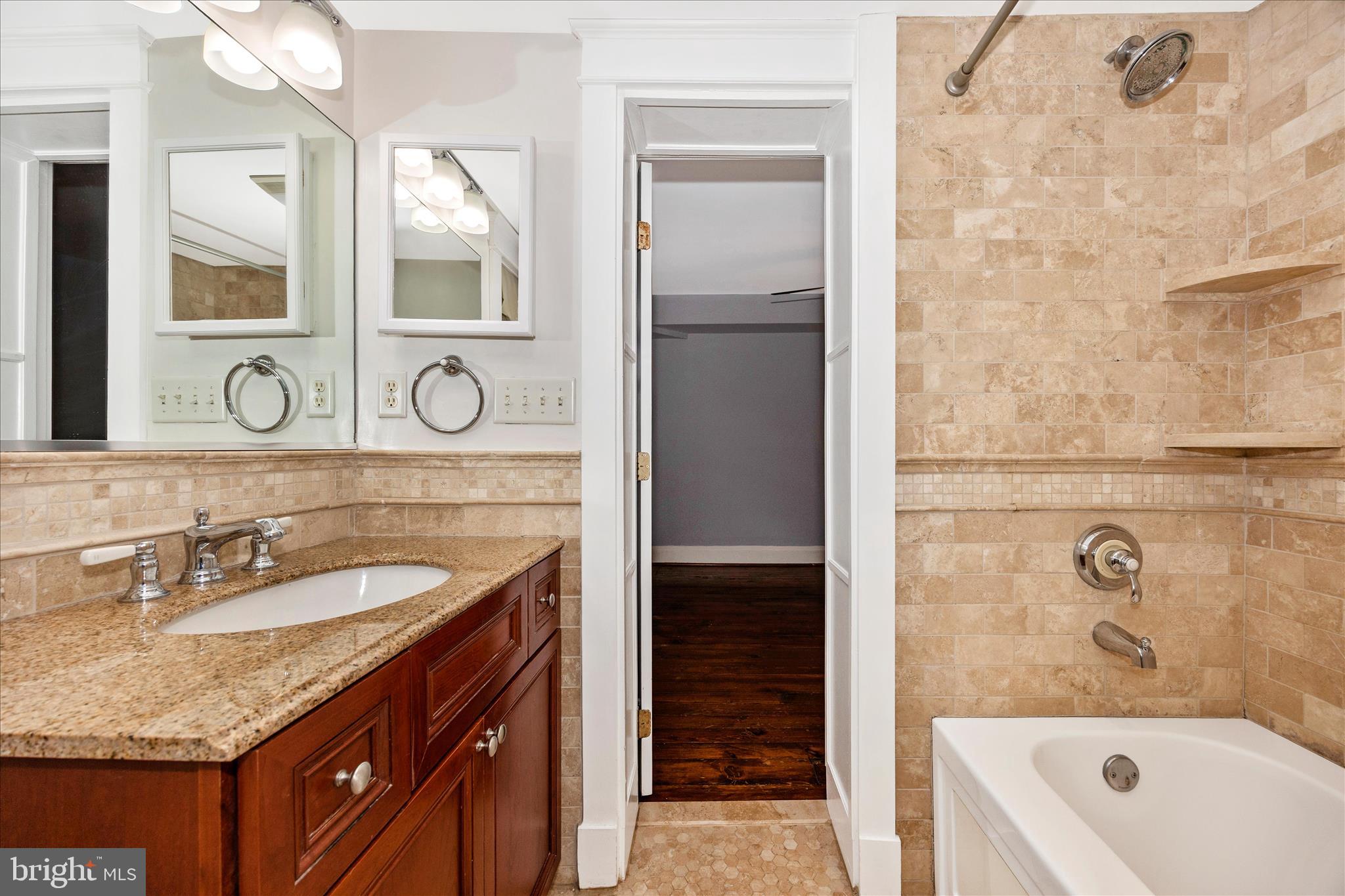 16 East 5th Street Frederick, MD 21701 - Photo 7 of 39 Primary Bathroom w/jetted tub