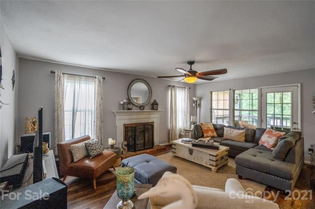 388 Reed Creek Road Mooresville, NC 28117 - Photo 3 of 14 Gallery Image 3