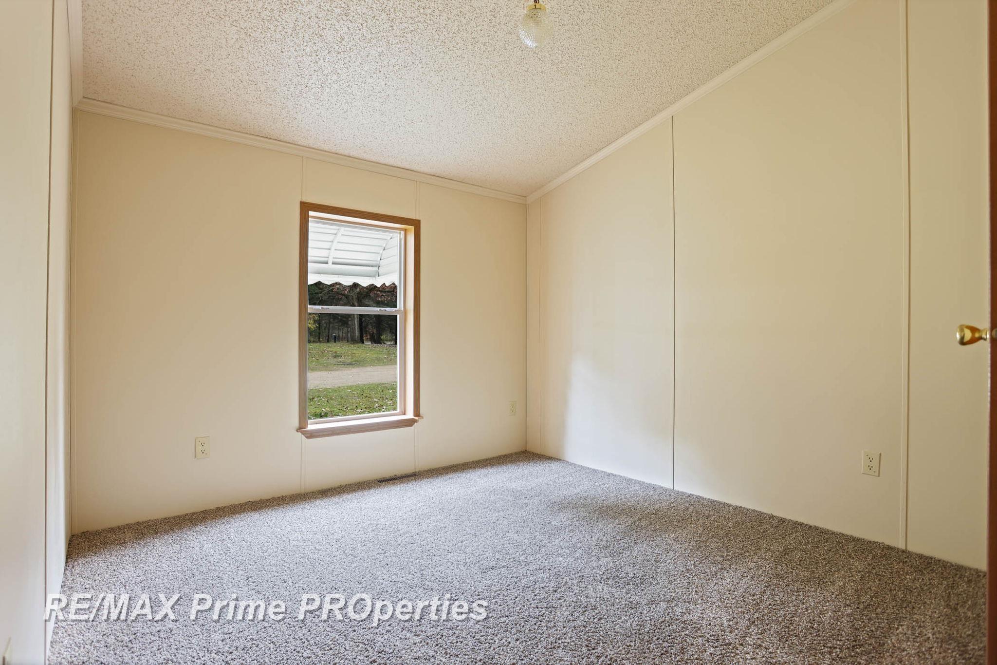 7118 Irish Road Millington, MI 48746 - Photo 27 of 49 Gallery Image 27