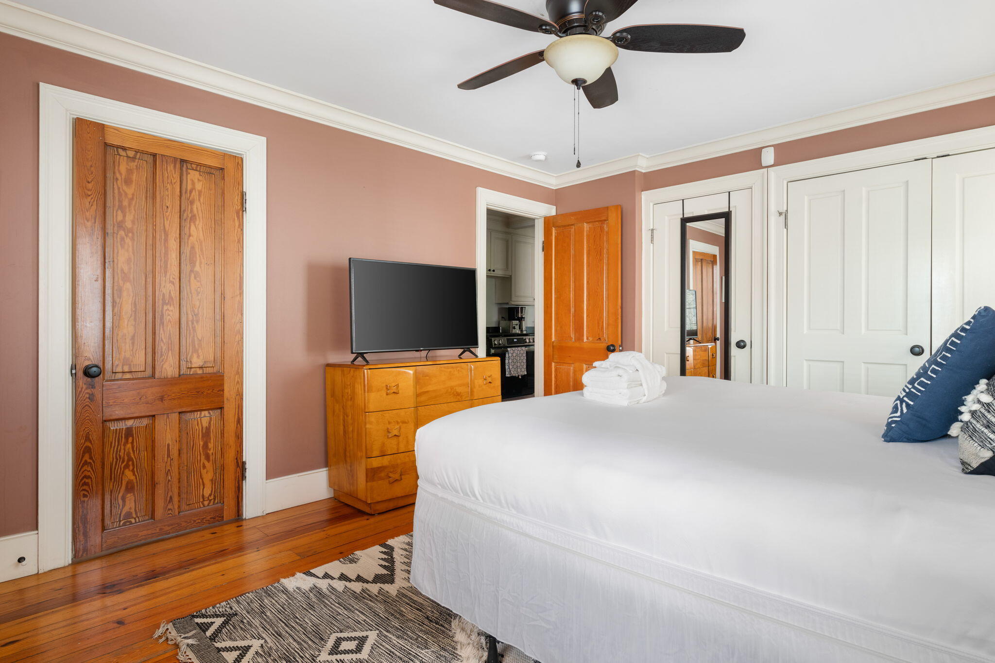 162 Spring Street, Unit A Charleston, SC 29403 - Photo 14 of 19
