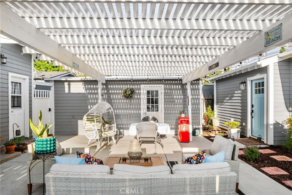 426 Jacaranda Place, Unit A Fullerton, CA 92832 - Photo 23 of 41 a backyard of a house with outdoor seating