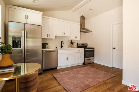 $1,499,000 | 3739 Virginia Road, Los Angeles, CA 90016
