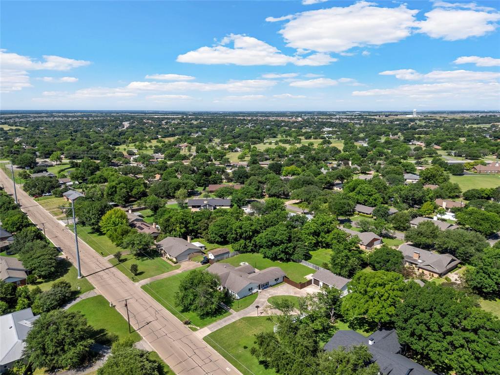 212 North Old Temple Road Hewitt, TX 76643 - Photo 37 of 40