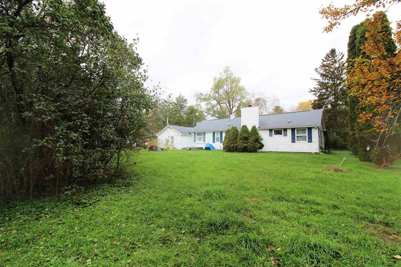 6094 East River Road Flushing, MI 48433 - Photo 12 of 18