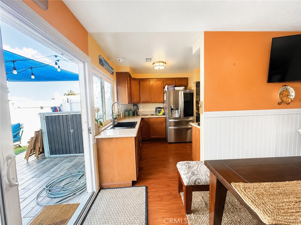 5246 St George Road Westminster, CA 92683 - Photo 10 of 47 patio kitchen and dining room