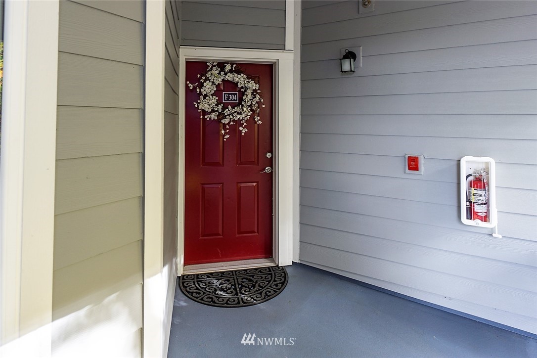 3918 243rd Place Southeast, Unit F304 Bothell, WA 98021 - Photo 1 of 25
