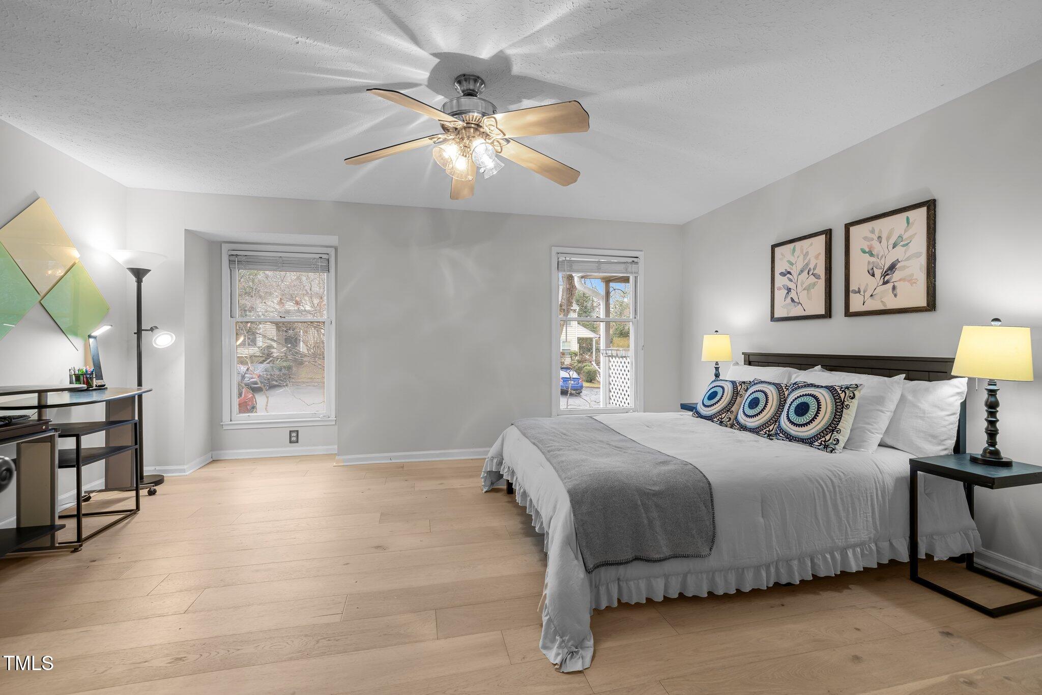 401 Oak Hollow Court Raleigh, NC 27613 - Photo 18 of 40 24-web-or-mls-5Z8A1086
