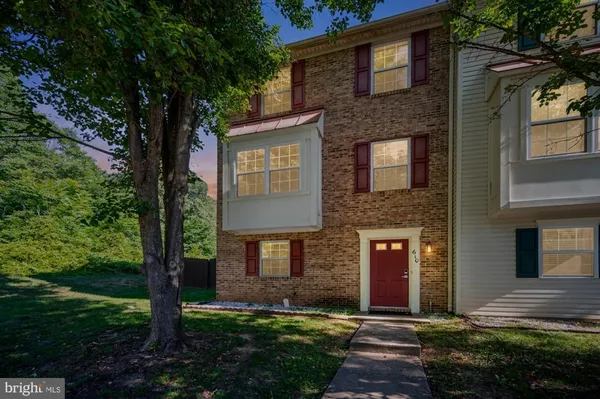 $2,700 | 610 Kensington Drive, Fredericksburg, VA 22405
