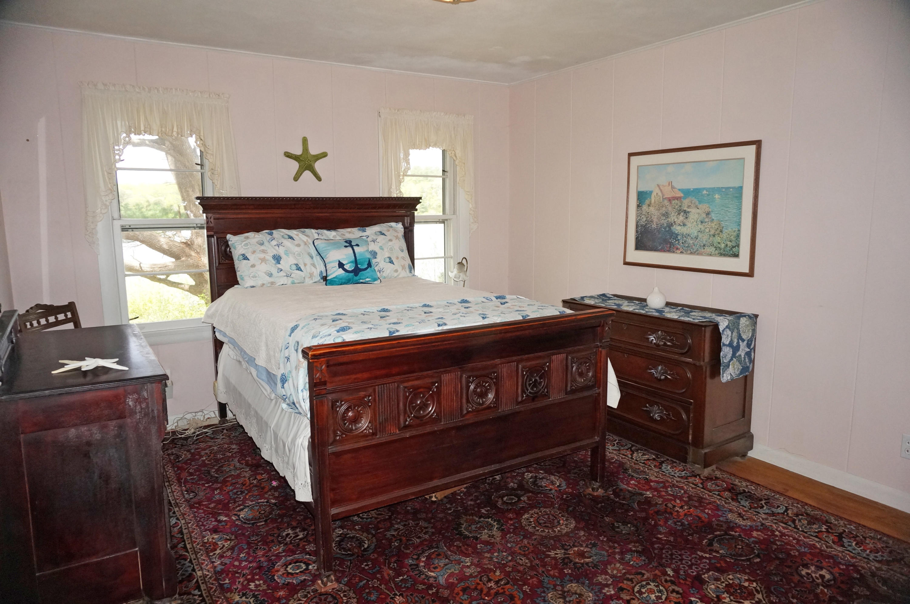 92 Stowe Road Sandwich, MA 02563 - Photo 17 of 33 Bed from rear left corner