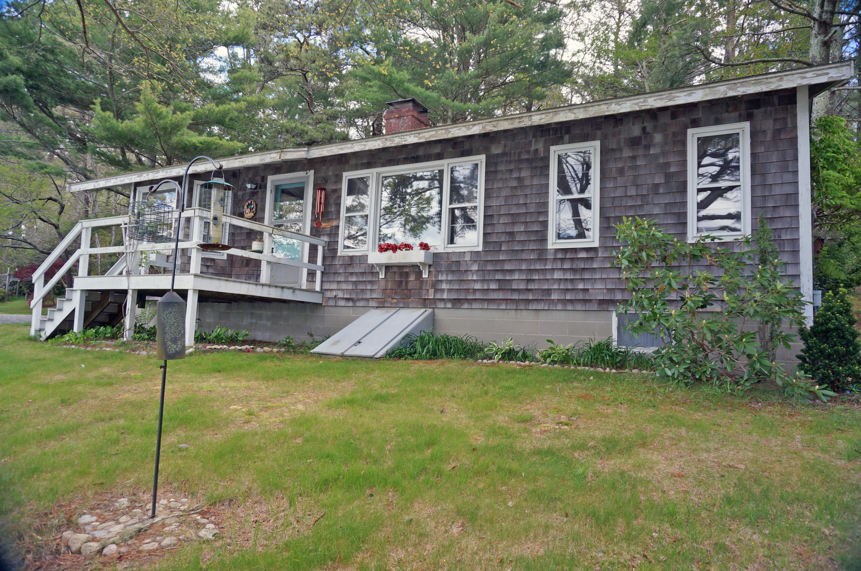 92 Stowe Road Sandwich, MA 02563 - Photo 27 of 33 Outisde front from shed side