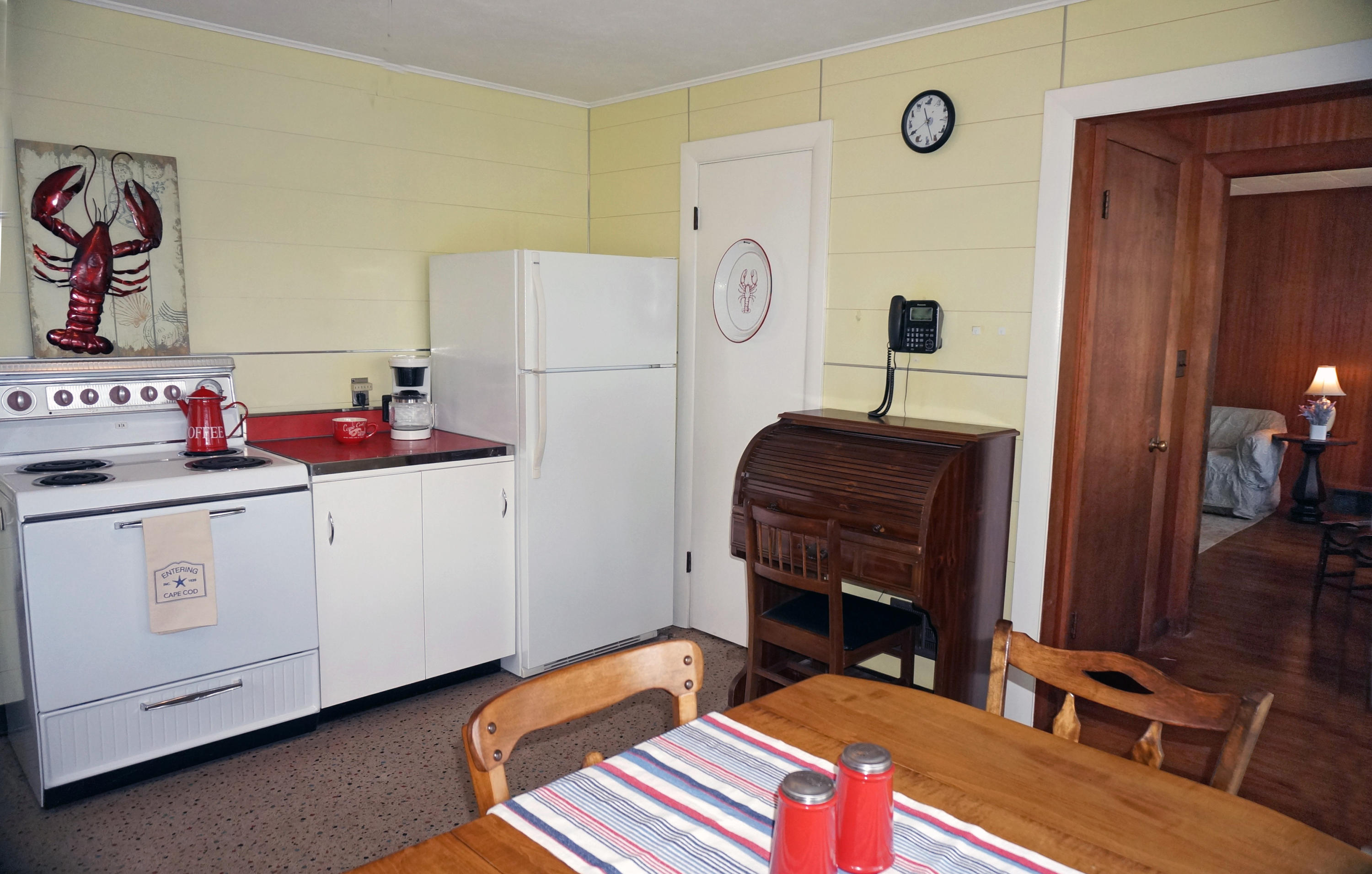 92 Stowe Road Sandwich, MA 02563 - Photo 5 of 33 Kitchen stove frig