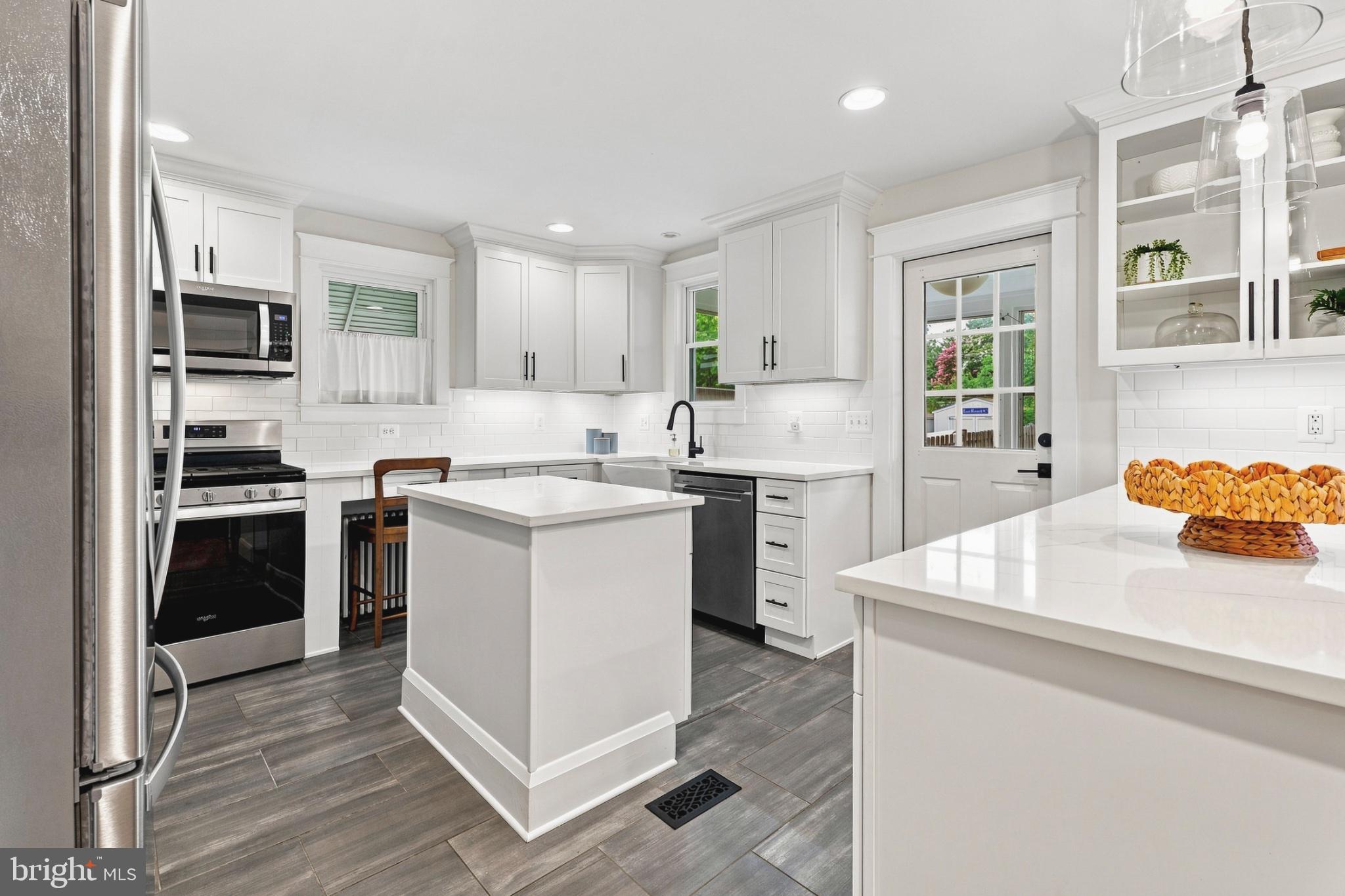 8312 Beryl Road Parkville, MD 21234 - Photo 18 of 32 Custom Designed Kitchen