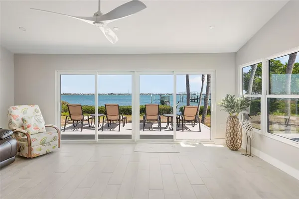 $1,549,000 | 4087 Pelican Shores Circle, Englewood, FL 34223