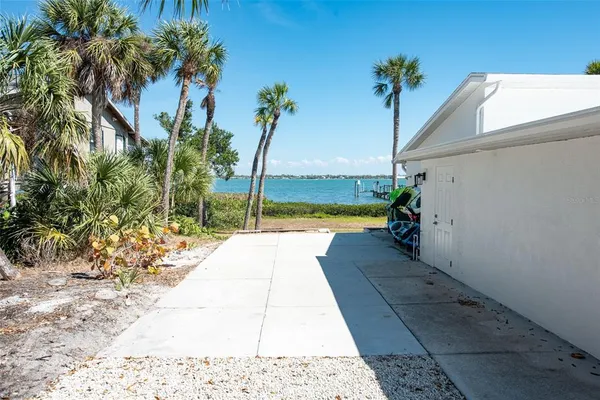 $1,549,000 | 4087 Pelican Shores Circle, Englewood, FL 34223