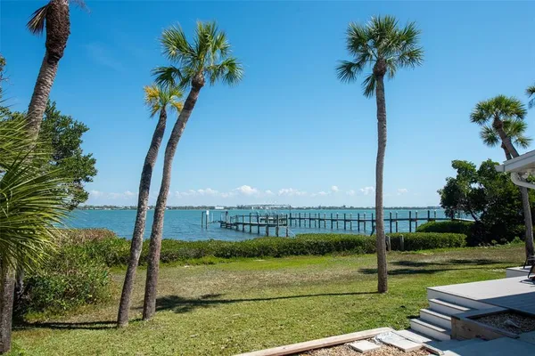 $1,549,000 | 4087 Pelican Shores Circle, Englewood, FL 34223