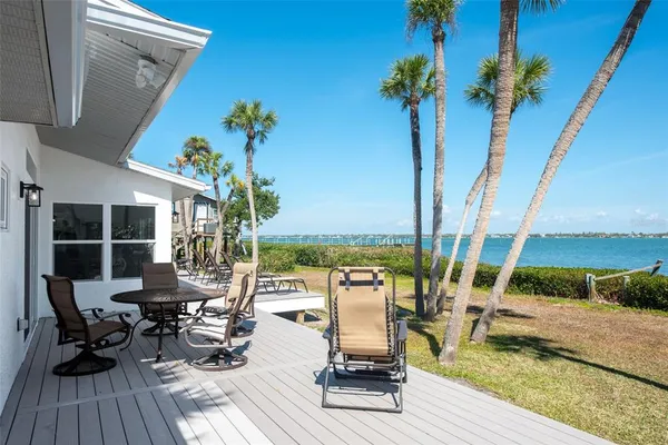 $1,549,000 | 4087 Pelican Shores Circle, Englewood, FL 34223