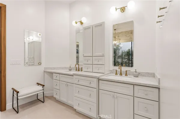 $16,495 | 22300 Philiprimm Street, Woodland Hills, CA 91367