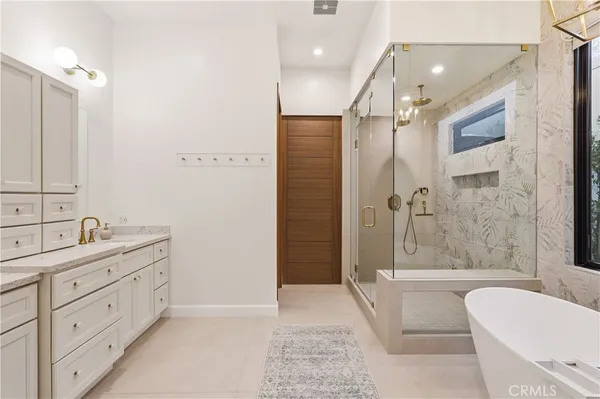 $16,495 | 22300 Philiprimm Street, Woodland Hills, CA 91367