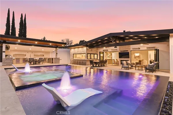 $16,495 | 22300 Philiprimm Street, Woodland Hills, CA 91367