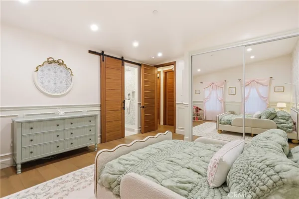 $16,495 | 22300 Philiprimm Street, Woodland Hills, CA 91367