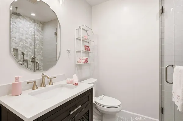 $16,495 | 22300 Philiprimm Street, Woodland Hills, CA 91367