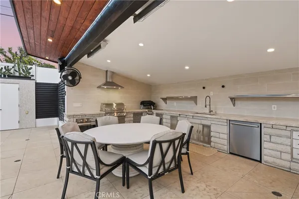 $16,495 | 22300 Philiprimm Street, Woodland Hills, CA 91367