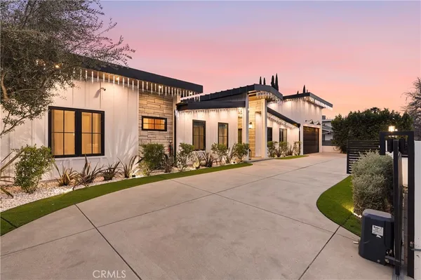 $16,495 | 22300 Philiprimm Street, Woodland Hills, CA 91367