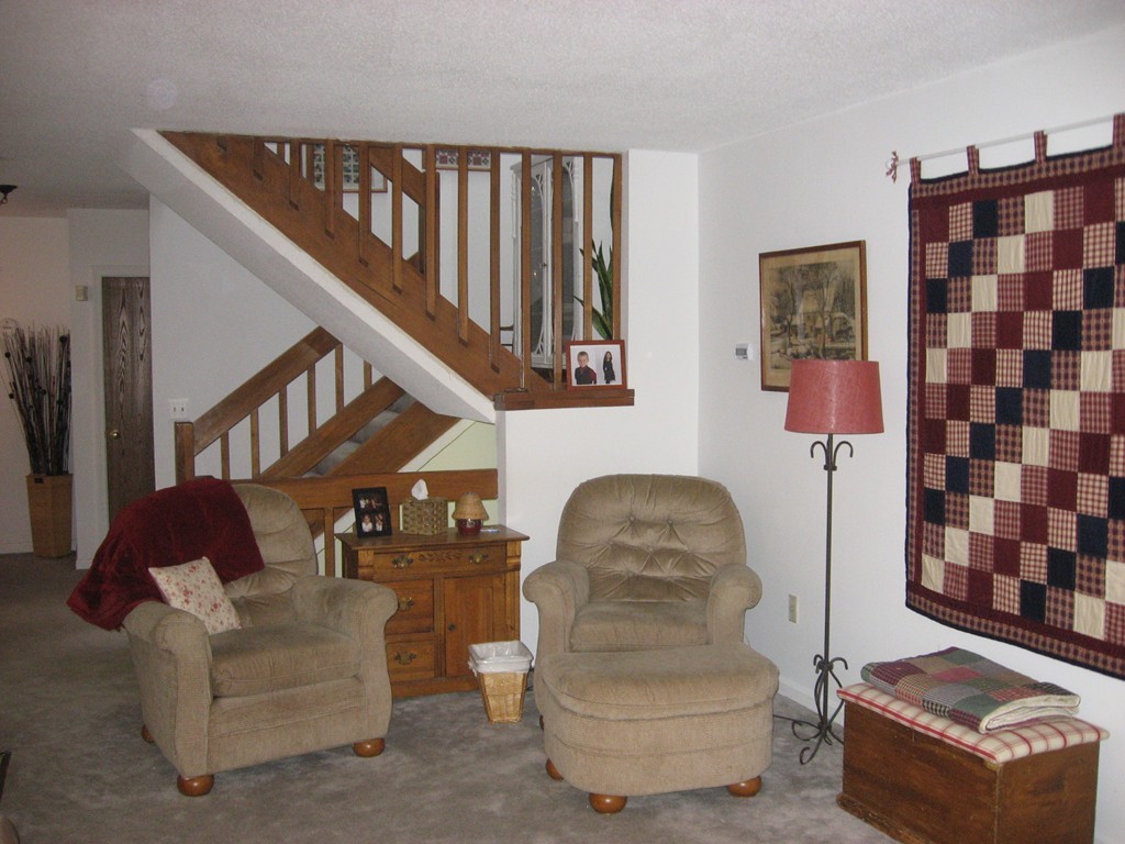 2 Princess Path, Unit 2 Uxbridge, MA 01569 - Photo 5 of 10