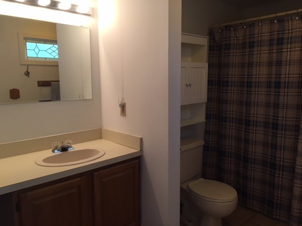 2 Princess Path, Unit 2 Uxbridge, MA 01569 - Photo 8 of 10