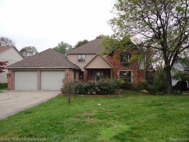 35603 Tall Pine Road Farmington, MI 48335 - Photo 1 of 16 E front