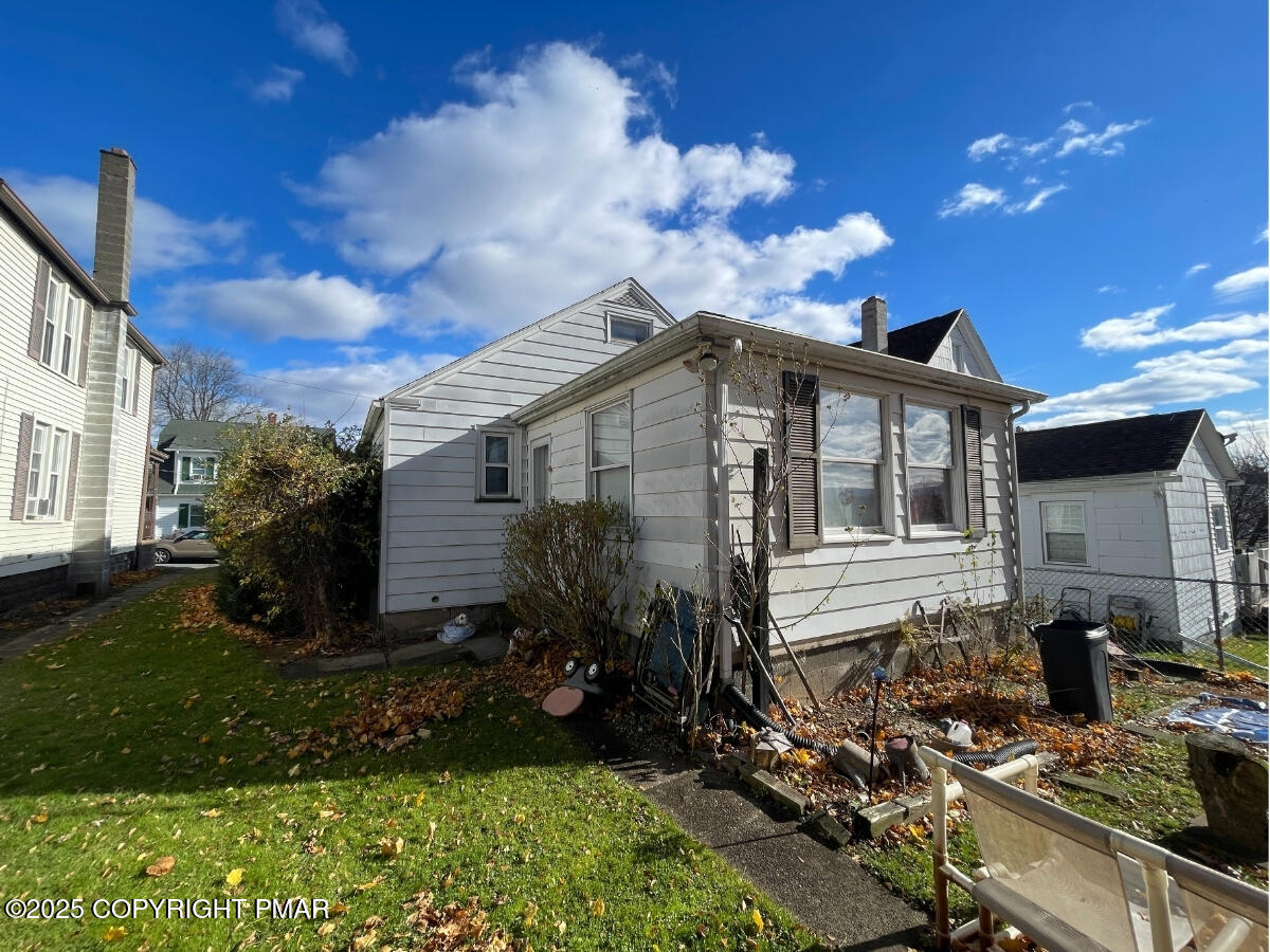 814 Charles Street Luzerne, PA 18709 - Photo 5 of 101 814 Charles St