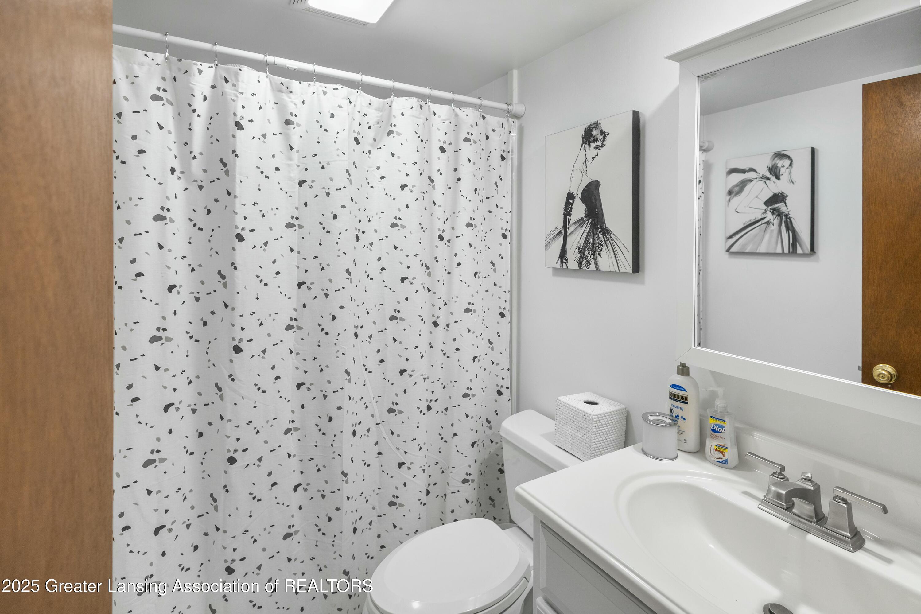 111 East Jolly Road, Unit 25 Lansing, MI 48910 - Photo 19 of 47 tempImageXcSJHi