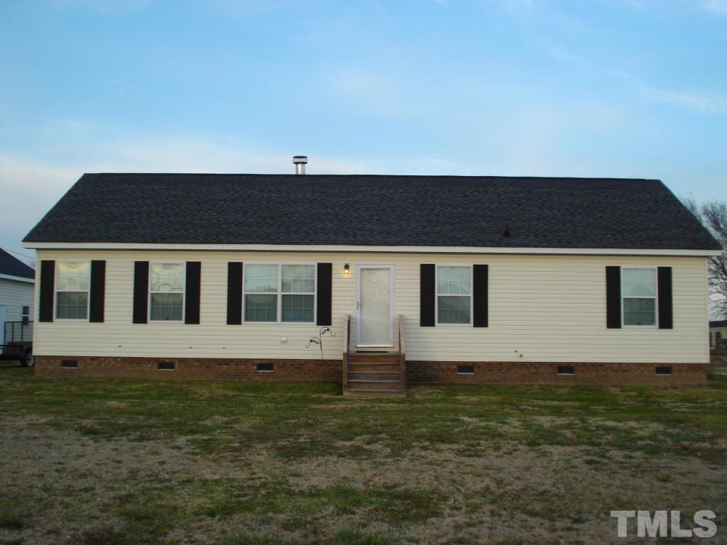 76 Suggs Road Dunn, NC 28334 - Photo 2 of 16 Gallery Image 2