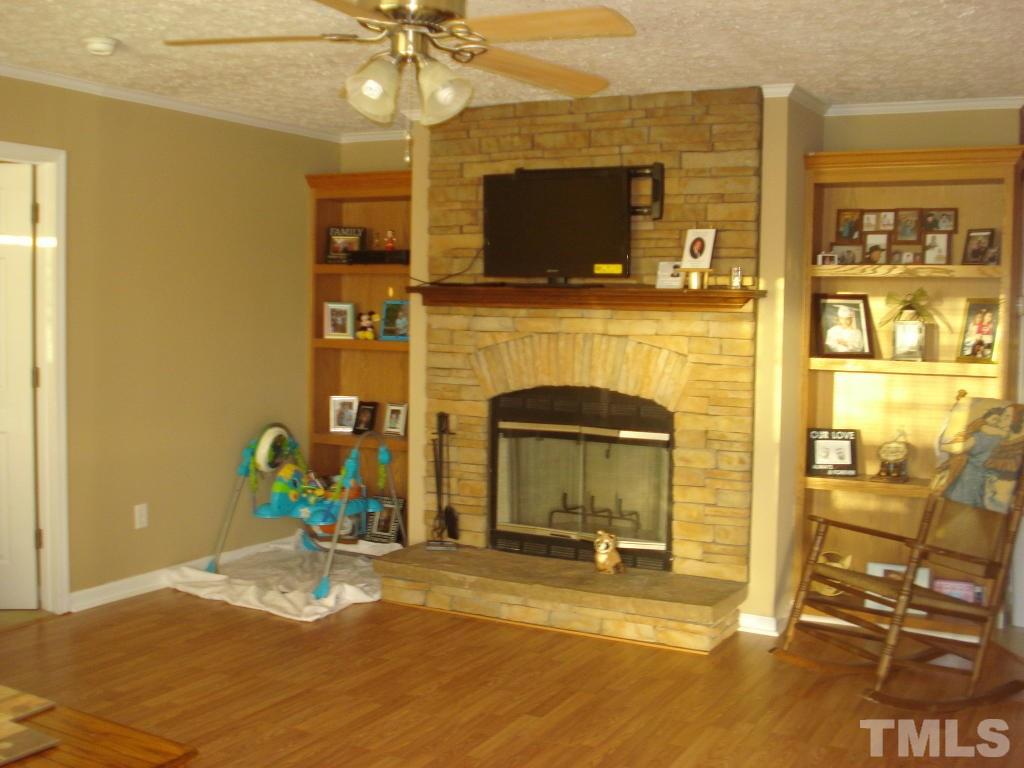 76 Suggs Road Dunn, NC 28334 - Photo 5 of 16 Gallery Image 5