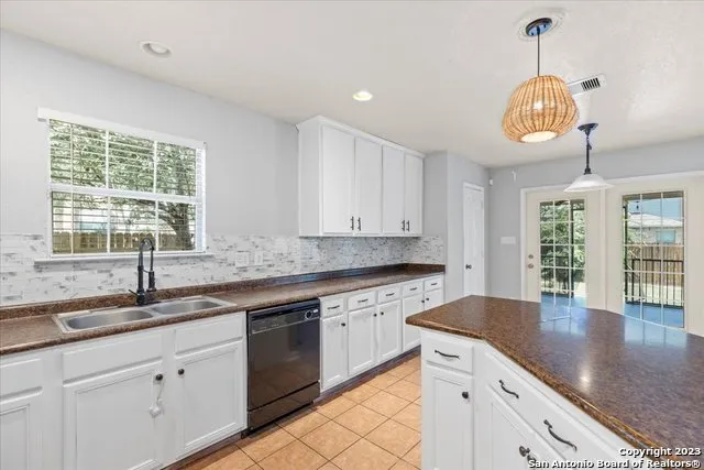 $2,600 | 232 Springtree Cove, Cibolo, TX 78108