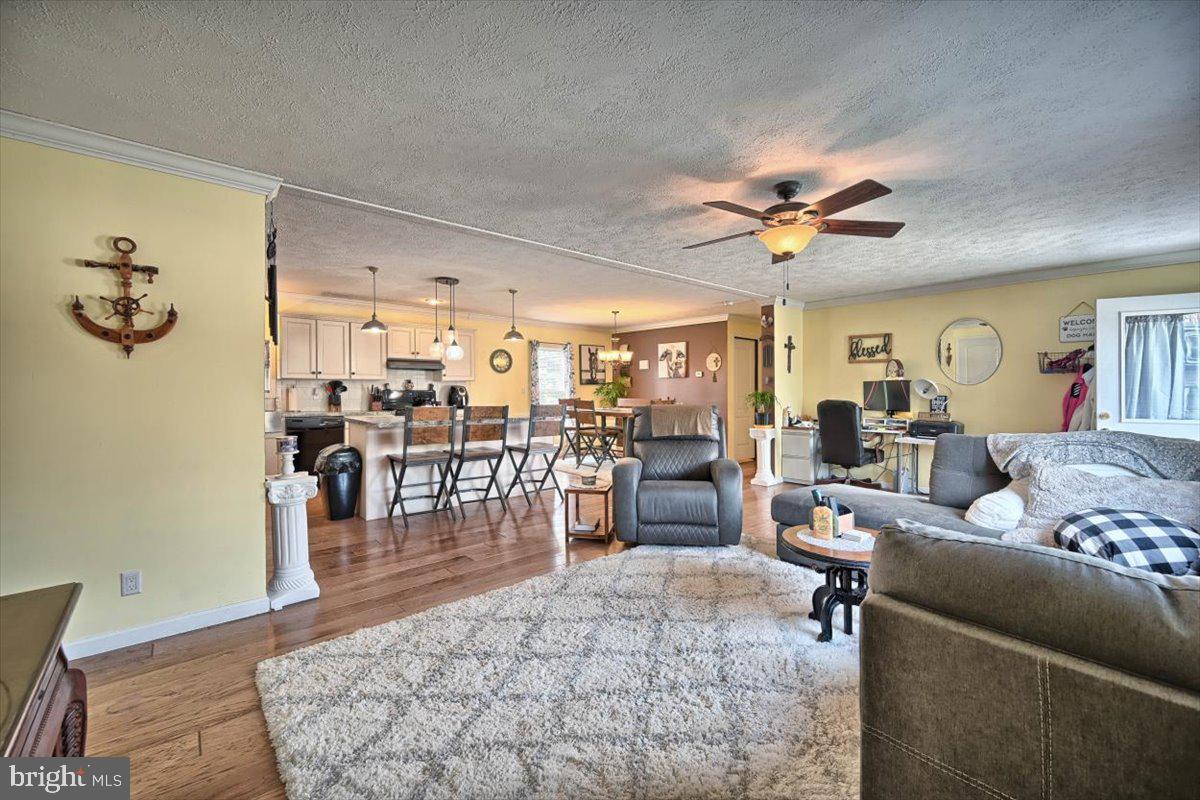 7 Janis Road Gordonville, PA 17529 - Photo 7 of 31 Gallery Image 7