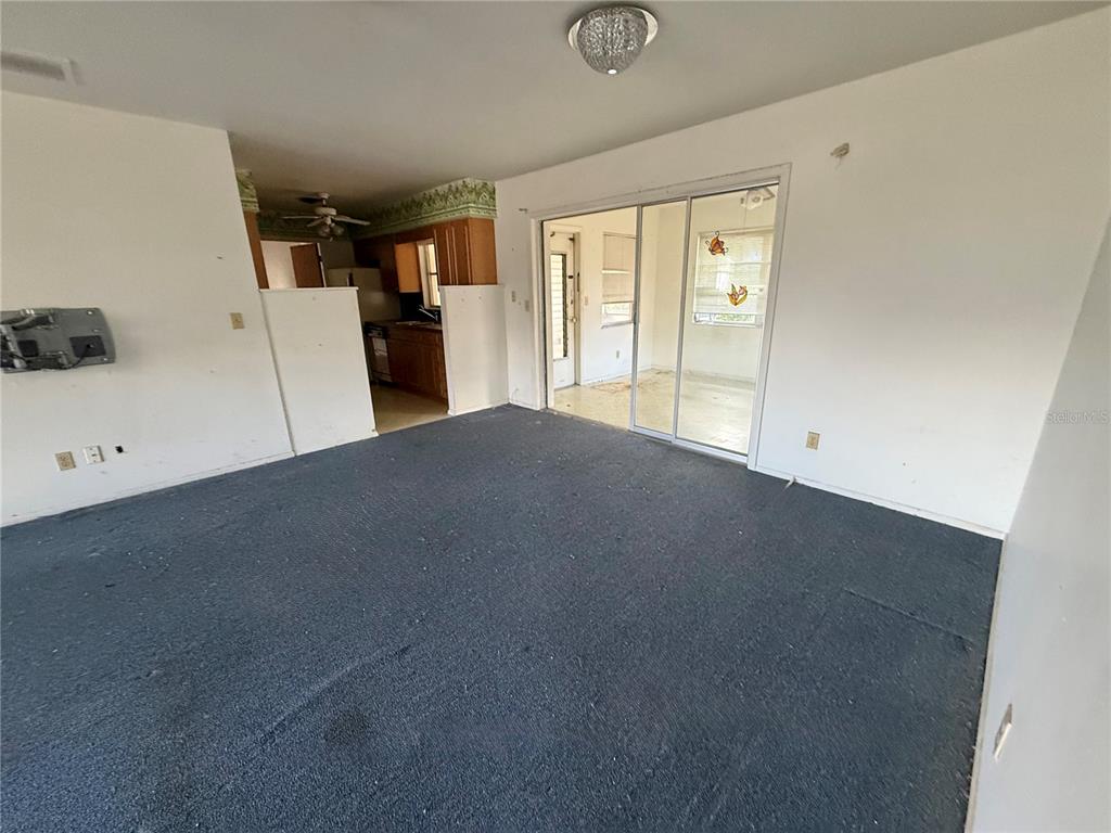 1456 Royal Road Venice, FL 34293 - Photo 3 of 17