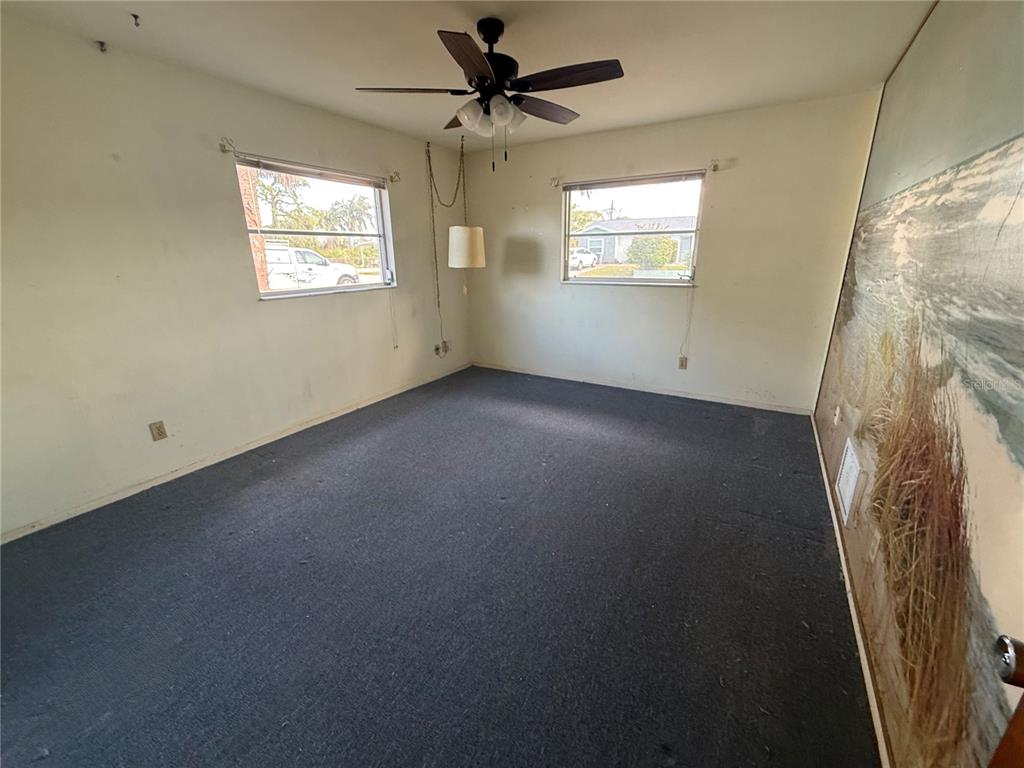 1456 Royal Road Venice, FL 34293 - Photo 4 of 17