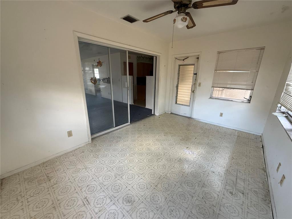 1456 Royal Road Venice, FL 34293 - Photo 9 of 17