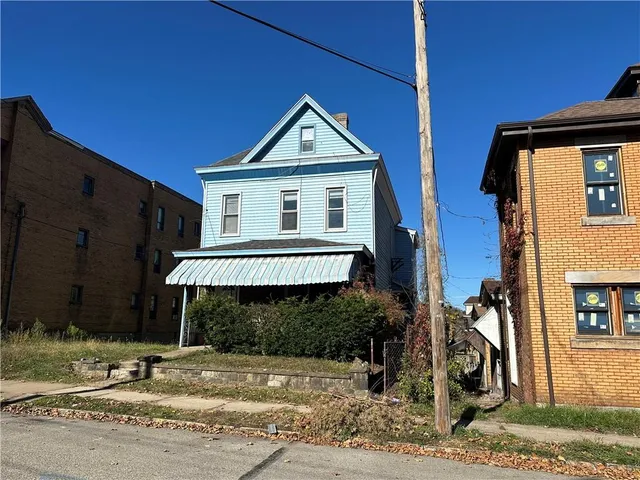 $125,000 | 343 East 12th Avenue, Homestead, PA 15120