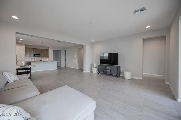 $2,295 | 7128 West Coles Road, Laveen, AZ 85339
