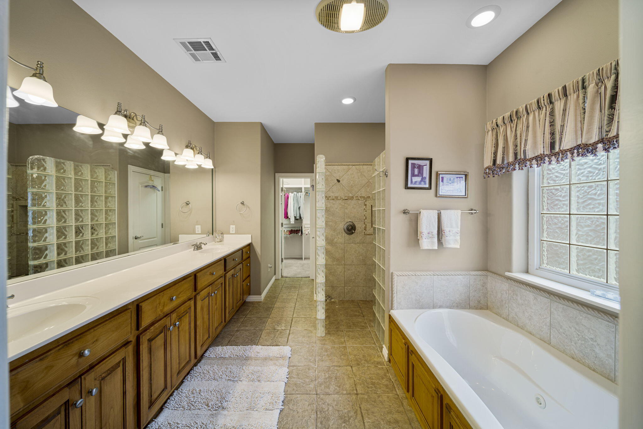 5076 Lake Breeze Road Grove, OK 74344 - Photo 32 of 48 Gallery Image 32