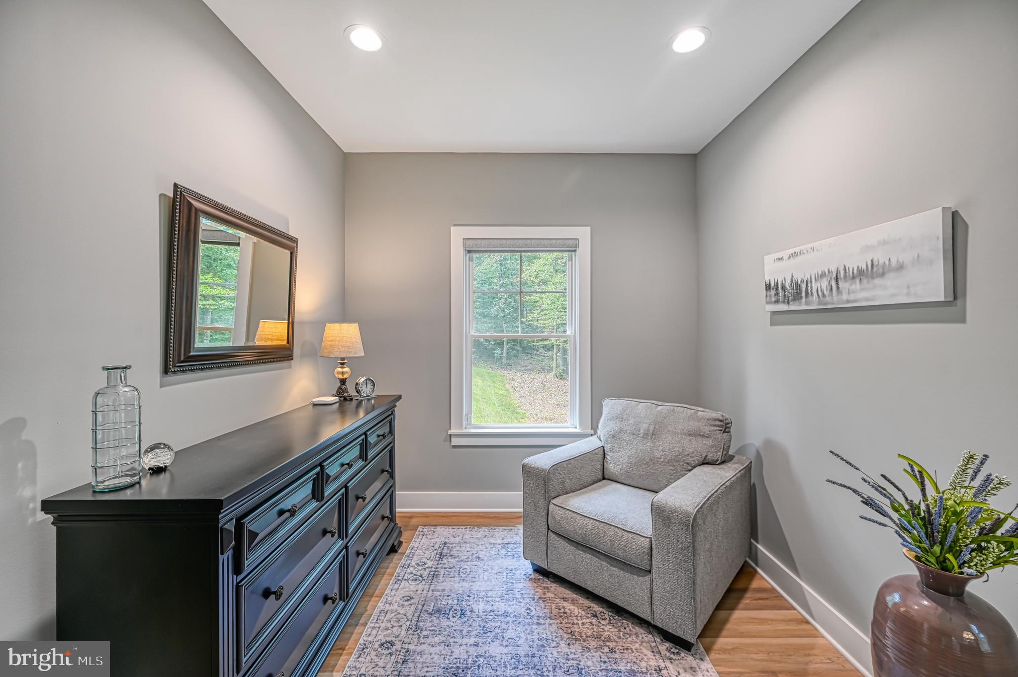 10052 Fairview Road Partlow, VA 22534 - Photo 16 of 32 Sitting area
