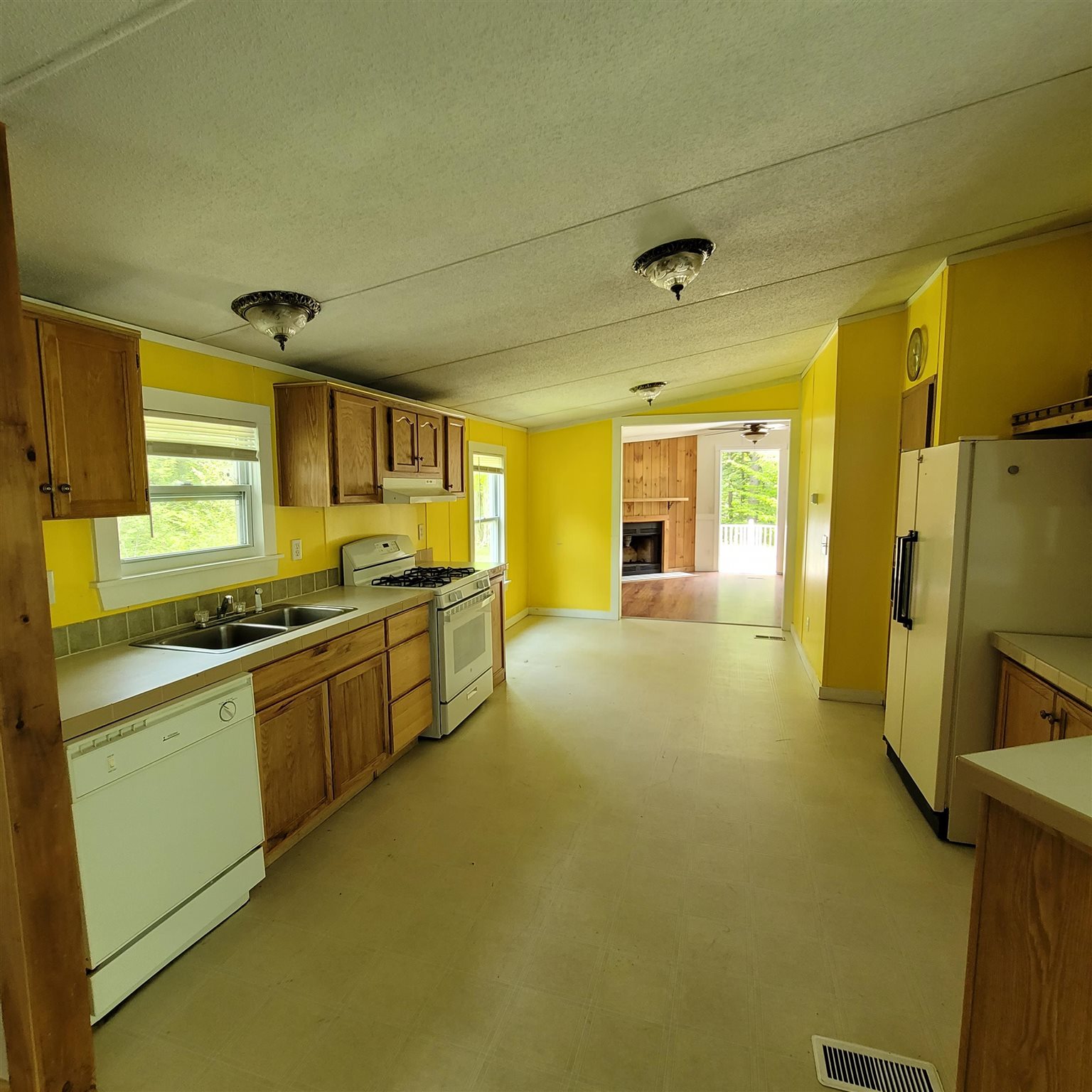 771 Eastman Road Grafton, VT 05146 - Photo 4 of 25