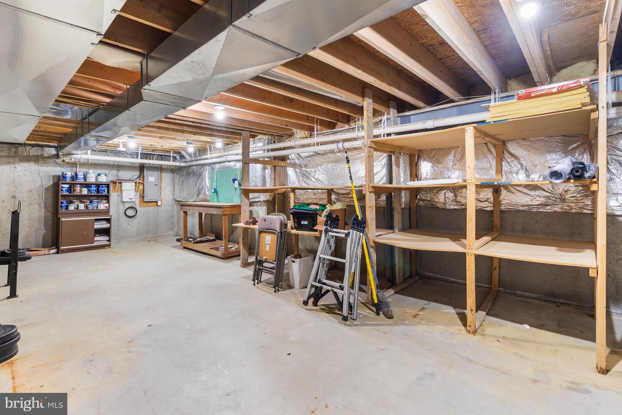 8 Peacock Place Newark, DE 19711 - Photo 65 of 70 a view of a room with storage
